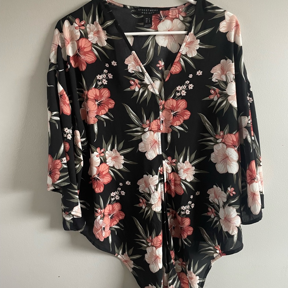 Streetwear Society Black and Pink Floral Blouse - Picture 2 of 5
